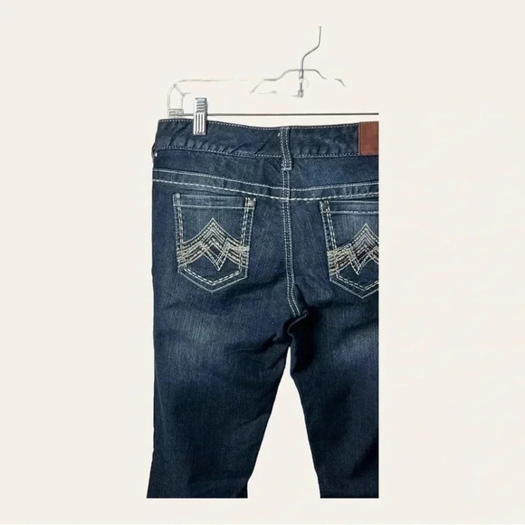 0847. MAURICES DENIM JEANS‎ SIZE 3/4 REGULAR DARK WASH IN COLOR - Picture 8 of 9